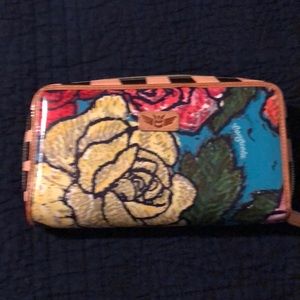 Consuela wallet! 📌MAKE ME AN OFFER📌